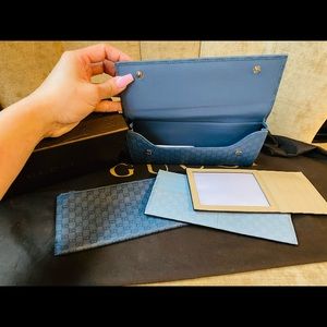 Gucci wallet New!